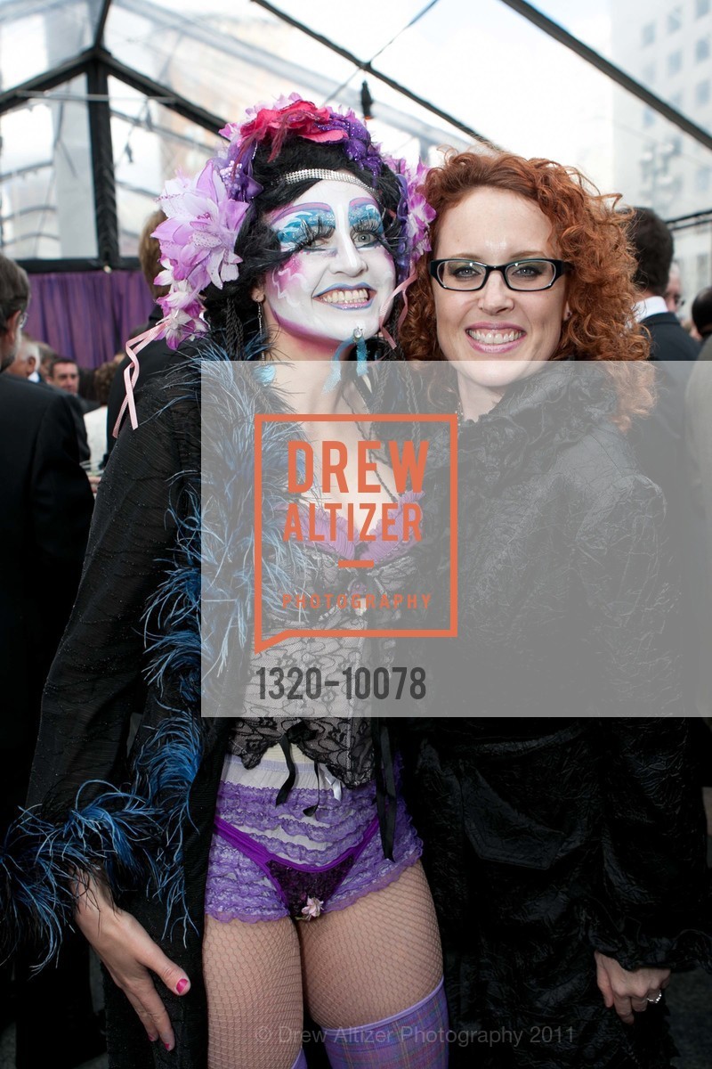 Kegel Kater, Marilee Talkington, AMERICAN CONSERVATORY THEATRE Presents Tales of the City, Opening Night Gala, Union Square, June 2nd, 2011, Photo #1320-10078 Kegel Kater, Marilee Talkington, Photo #1320-10078