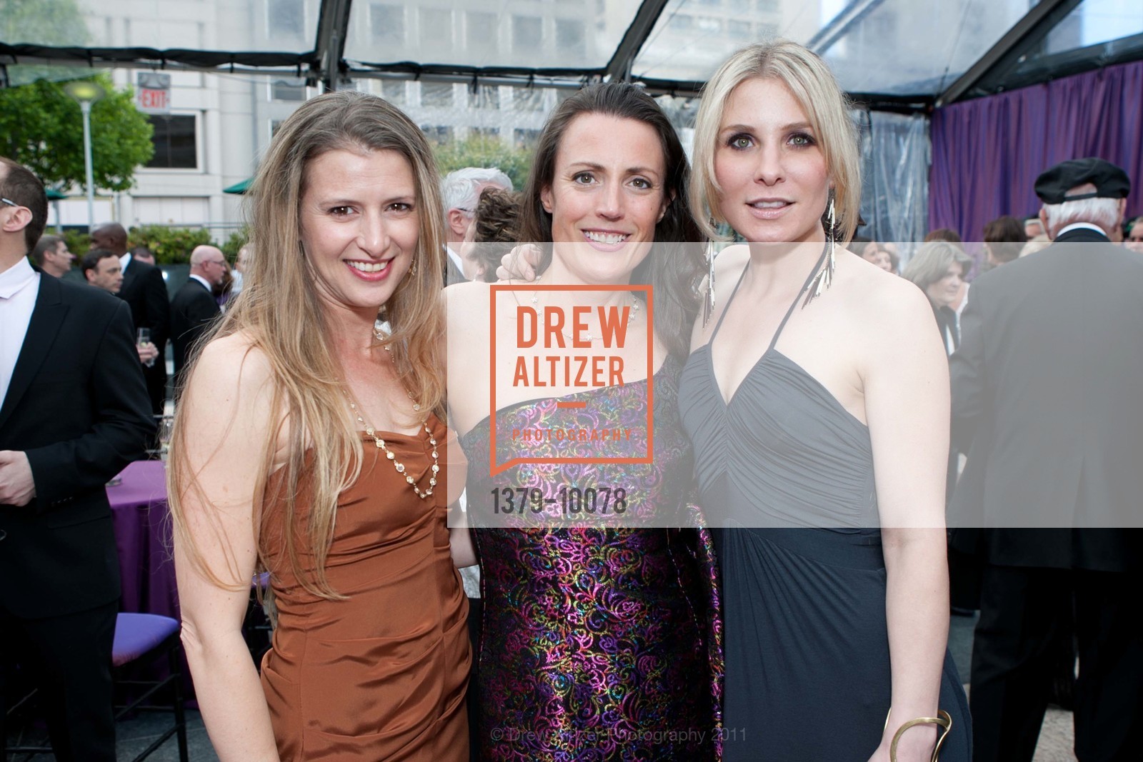 Sarah Adams, Heather Kearsley Wolf, Kiersten Wingo, AMERICAN CONSERVATORY THEATRE Presents Tales of the City, Opening Night Gala, Union Square, June 2nd, 2011, Photo #1379-10078 Sarah Adams, Heather Kearsley Wolf, Kiersten Wingo, Photo #1379-10078
