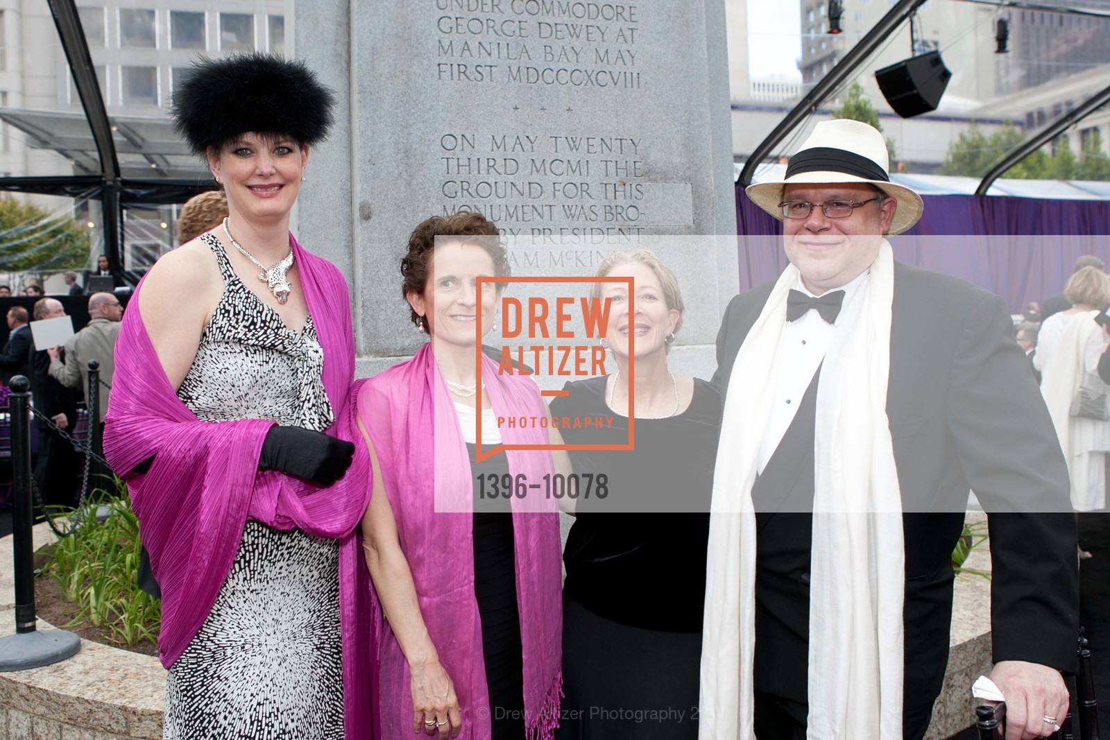 Jennifer Lindsay, Susan Berston, Patty Stanton, James Ryan, AMERICAN CONSERVATORY THEATRE Presents Tales of the City, Opening Night Gala, Union Square, June 2nd, 2011, Photo #1396-10078 Jennifer Lindsay, Susan Berston, Patty Stanton, James Ryan, Photo #1396-10078