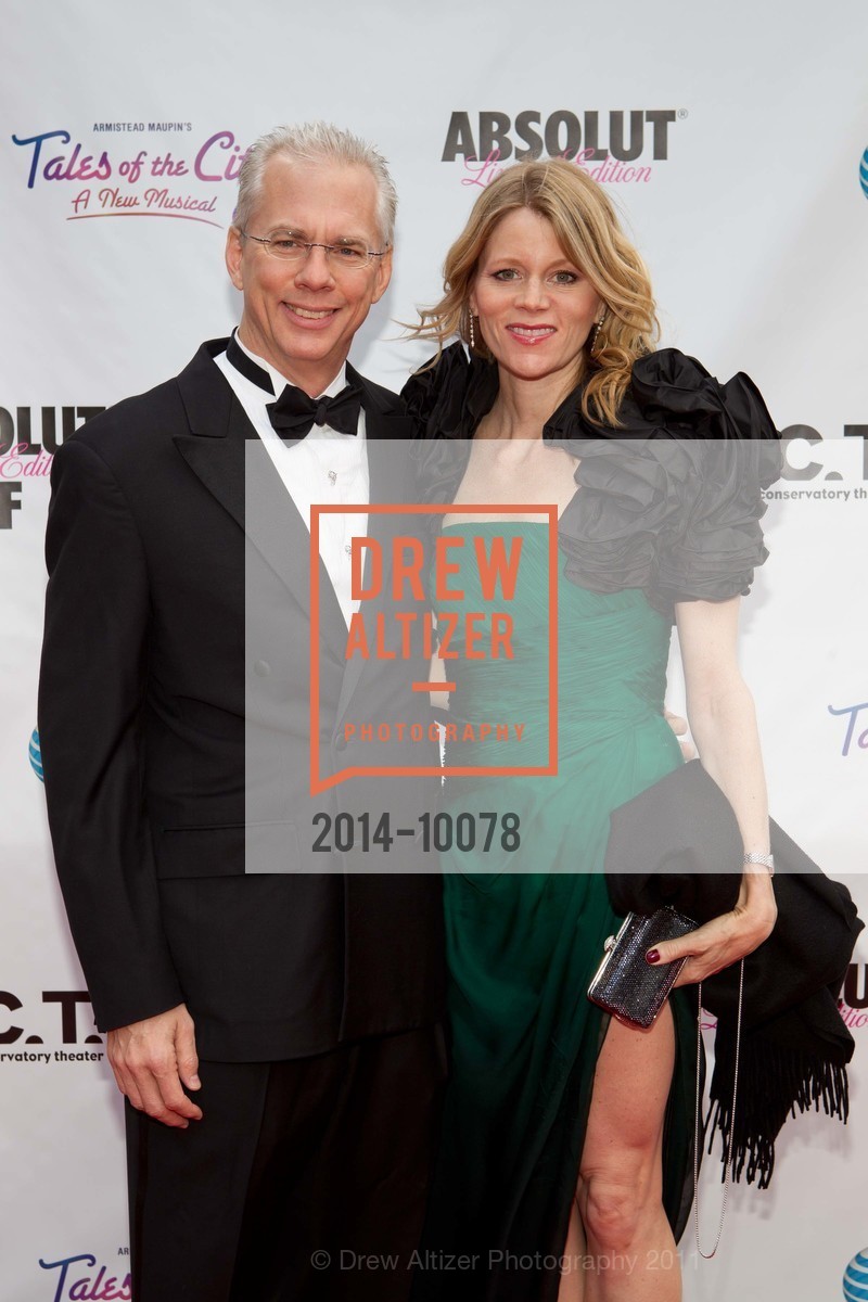 John Little, Heather Little, AMERICAN CONSERVATORY THEATRE Presents Tales of the City, Opening Night Gala, Union Square, June 2nd, 2011, Photo #2014-10078 John Little, Heather Little, Photo #2014-10078