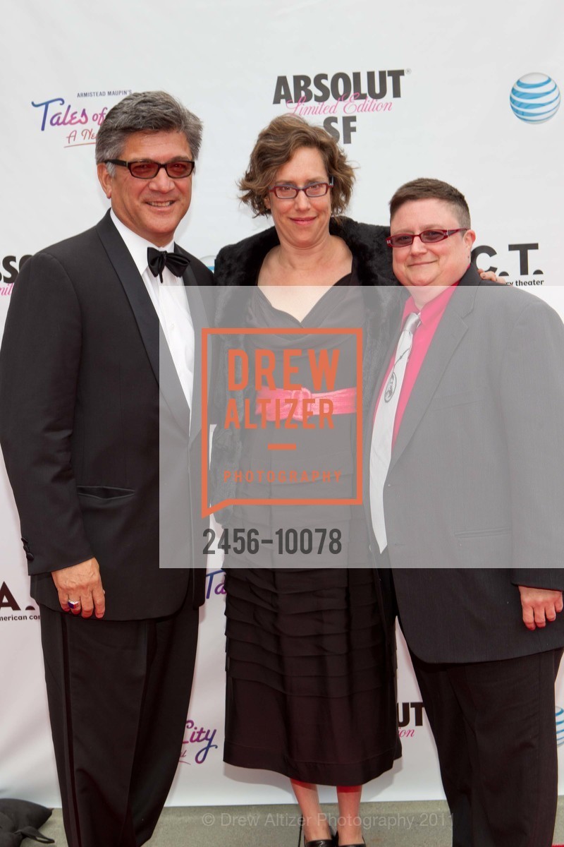 Mario Diaz, Darlene Weide, Jennifer Morris, AMERICAN CONSERVATORY THEATRE Presents Tales of the City, Opening Night Gala, Union Square, June 2nd, 2011, Photo #2456-10078 Mario Diaz, Darlene Weide, Jennifer Morris, Photo #2456-10078