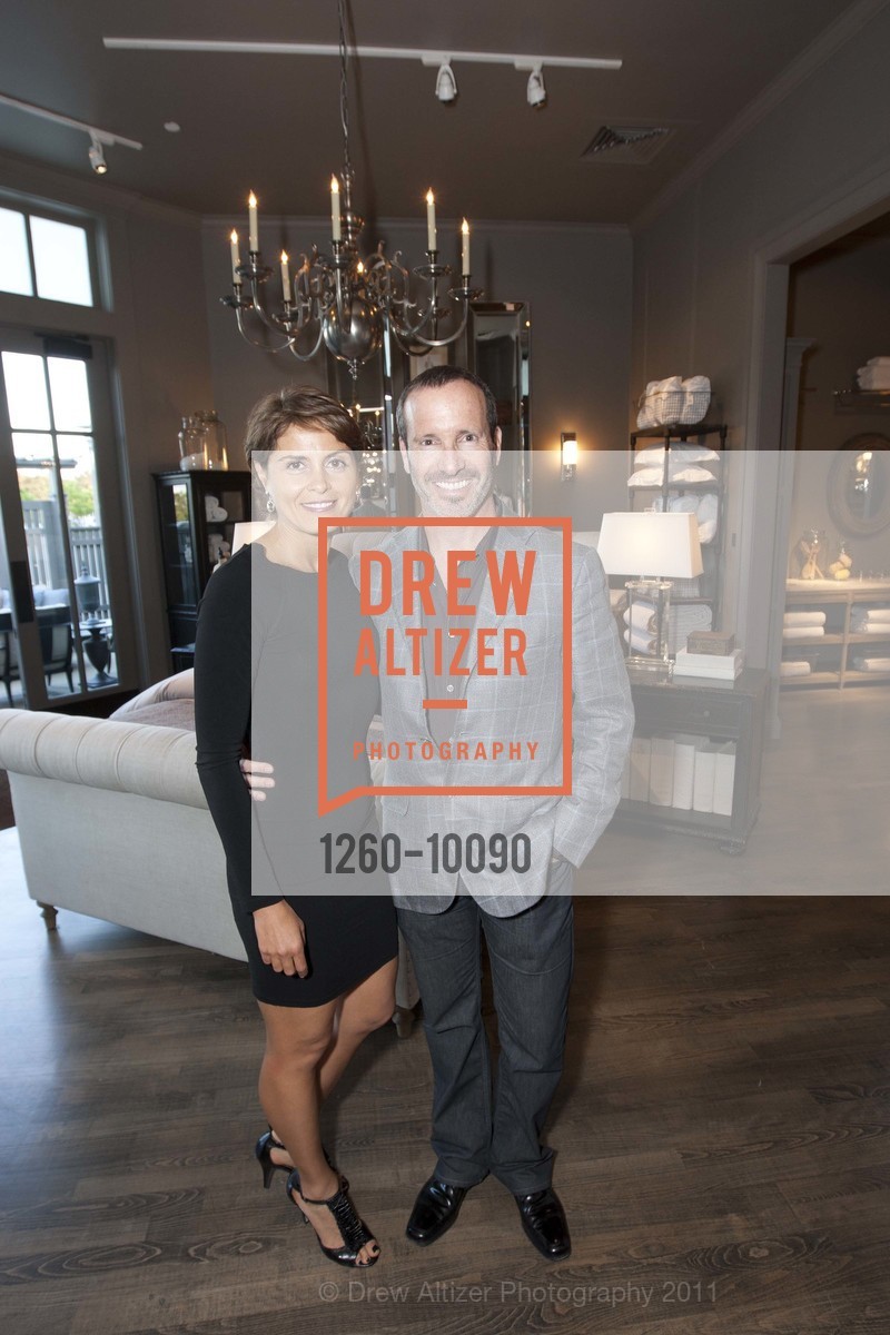 Janna Bales, Jeff Scult, RESTORATION HARDWARE Baby & Child Grand Opening, US, June 2nd, 2011, Photo #1260-10090 Janna Bales, Jeff Scult, Photo #1260-10090