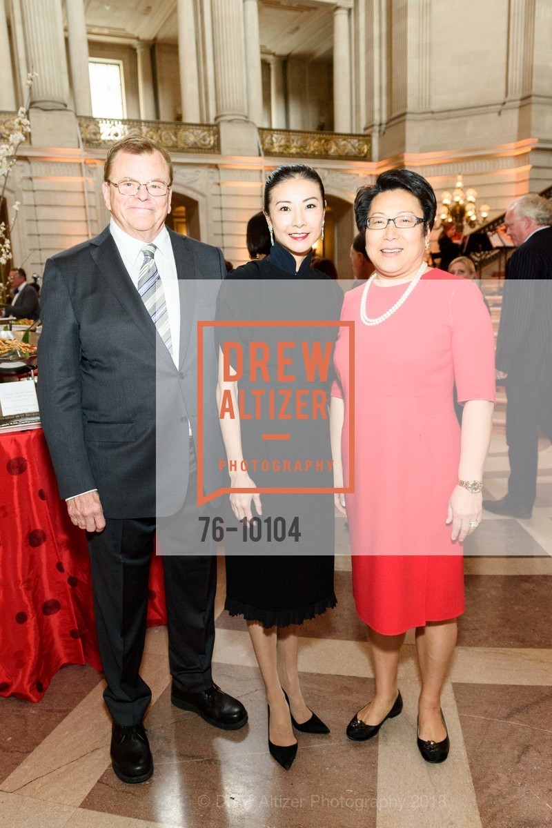 Gary Bridge, Yuan Yuan Tan, Fan Bridge, Photo #76-10104