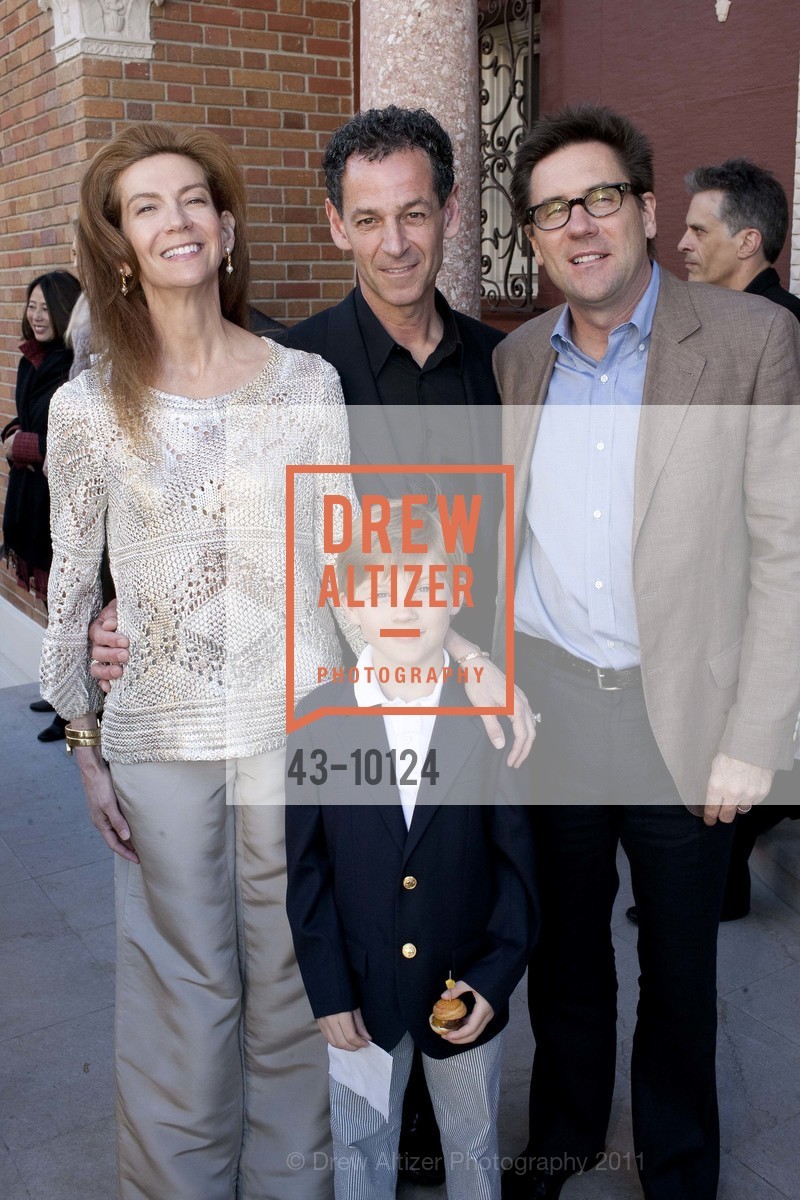 Margo Tarantino, Jack Lesinski, James Tarantino, Tom Lesinski, 34th Annual SAN FRANCISCO DECORATOR SHOWCASE Benefits San Francisco University High School's Financial Aid Program, US, April 29th, 2011, Photo #43-10124 Margo Tarantino, Jack Lesinski, James Tarantino, Tom Lesinski, Photo #43-10124
