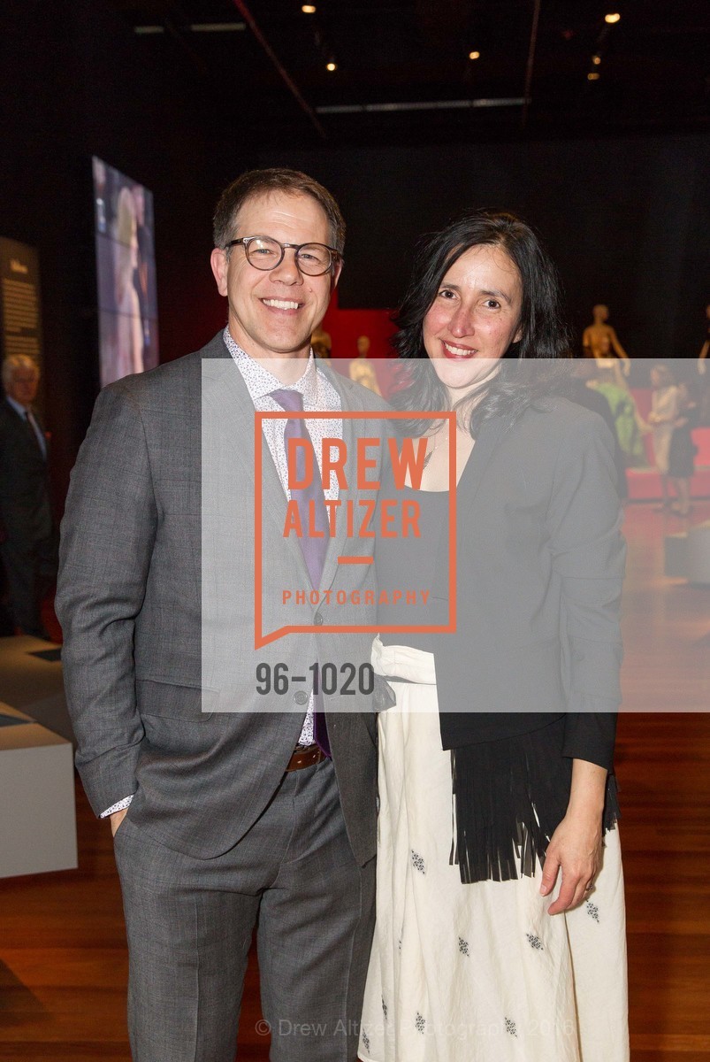 Marc Bauer, Kim Mariscal, The de Young Museum Honors Oscar De La Renta, de Young Museum. 50 Hagiwara Tea Garden Drive, San Francisco, CA 94118, March 10th, 2016, Photo #96-1020 Marc Bauer, Kim Mariscal, Photo #96-1020