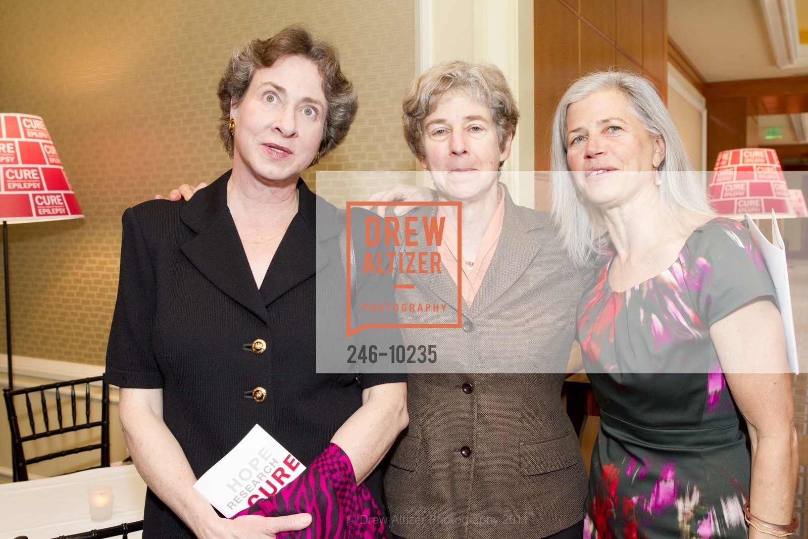 Mary Barnsdale, Eileen Cohen, Susan Axelrod, First Annual San Francisco CURE Benefit Dinner, US, March 26th, 2011, Photo #246-10235 Mary Barnsdale, Eileen Cohen, Susan Axelrod, Photo #246-10235