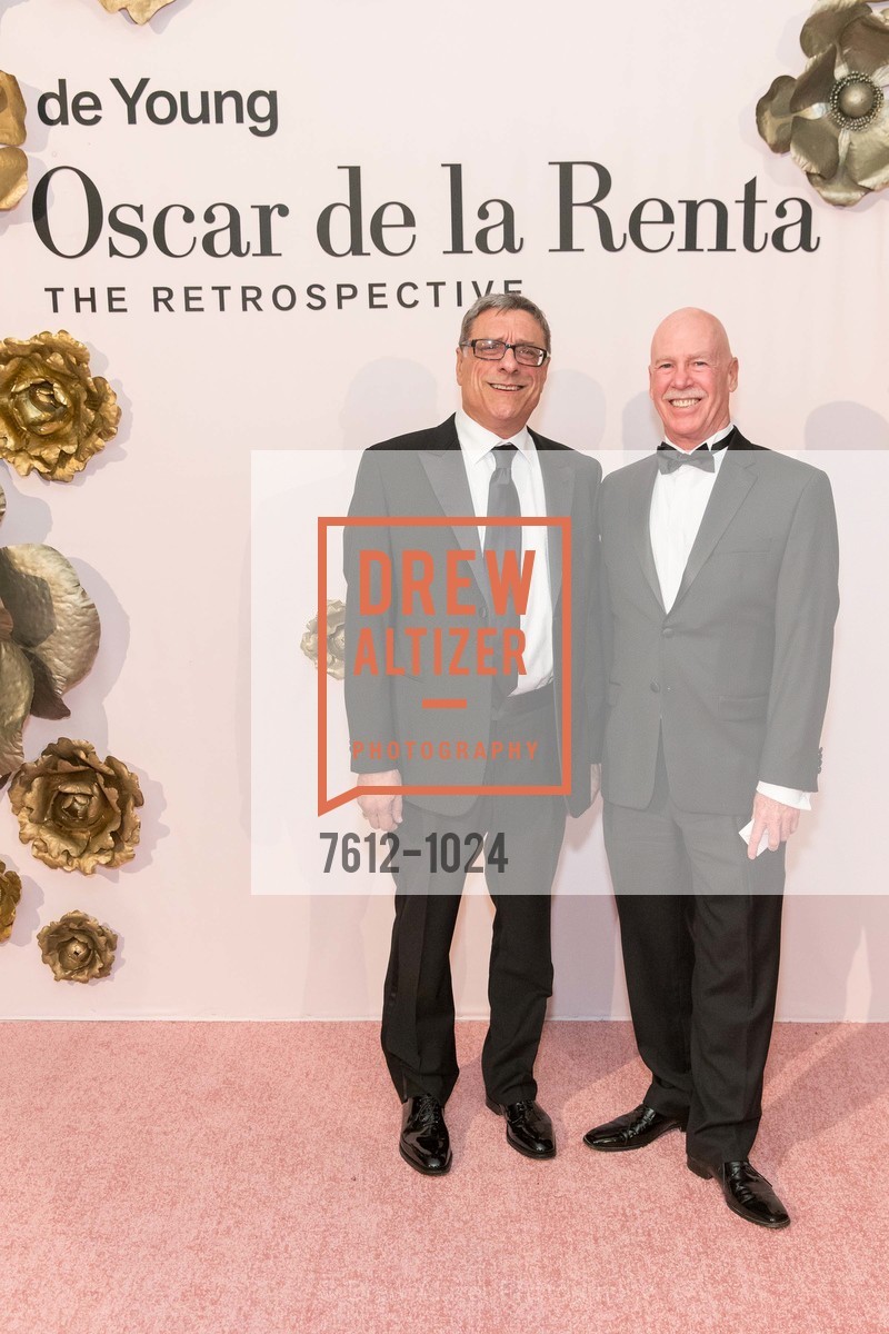 Larry Furiga, Dick Weaver, Oscar de la Renta Benefit Gala, de Young Museum. 50 Hagiwara Tea Garden Drive, Photo #7612-1024 Larry Furiga, Dick Weaver, Photo #7612-1024