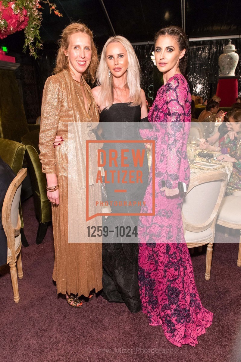 Lauren Goodman, Vanessa Getty, Erika Bearman, Oscar de la Renta Benefit Gala, de Young Museum. 50 Hagiwara Tea Garden Drive, Photo #1259-1024 Lauren Goodman, Vanessa Getty, Erika Bearman, Photo #1259-1024