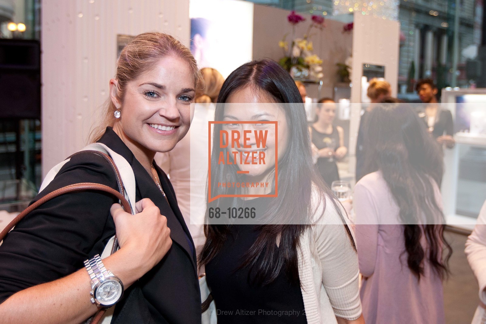 Liz Bedzis, Kelly Le, Photo #68-10266