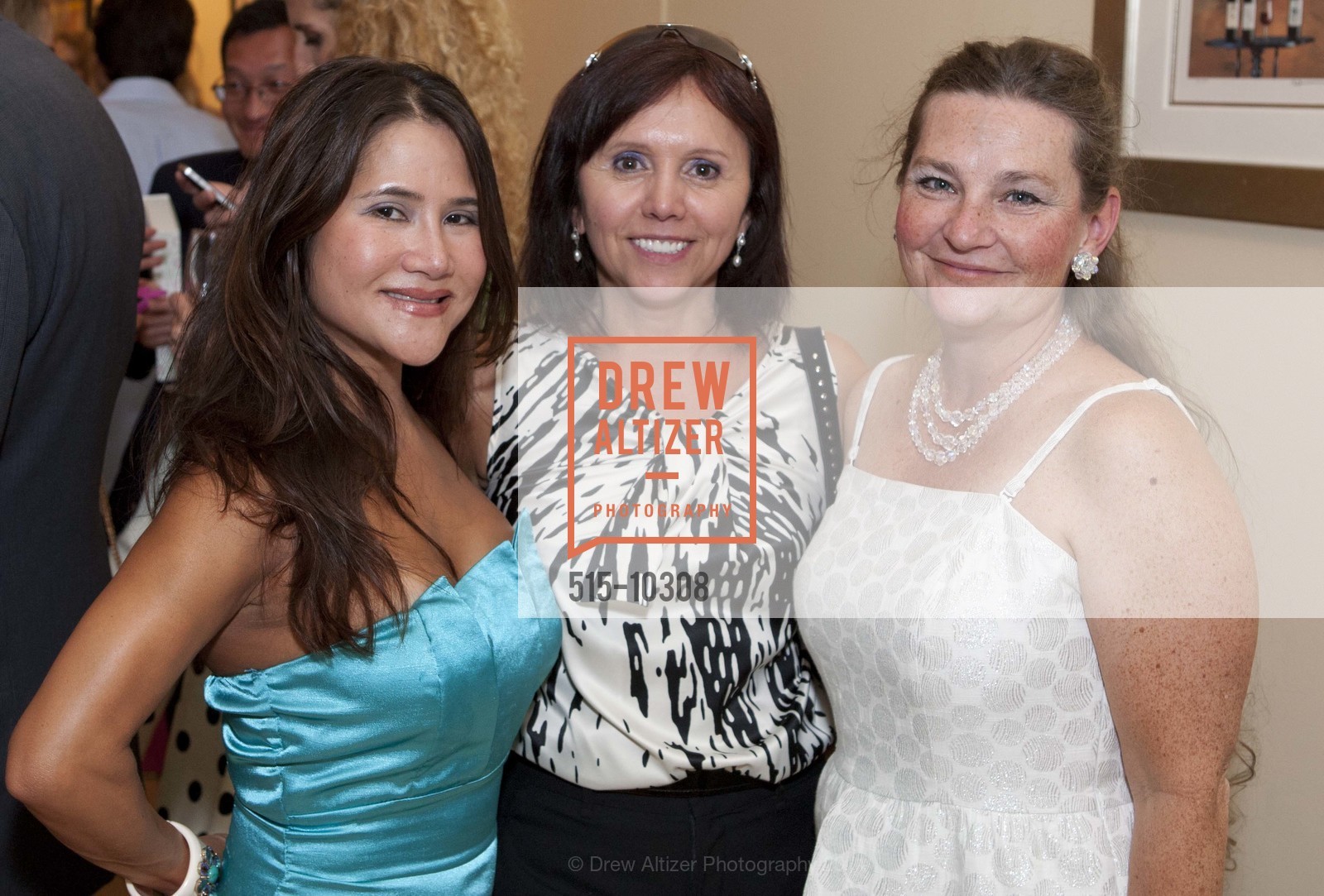 Judy Pham, Barbara Cartier, Kristen Soetebier, BRAVO! Opening Night Gala Kick-Off Party, US, August 19th, 2011, Photo #515-10308 Judy Pham, Barbara Cartier, Kristen Soetebier, Photo #515-10308