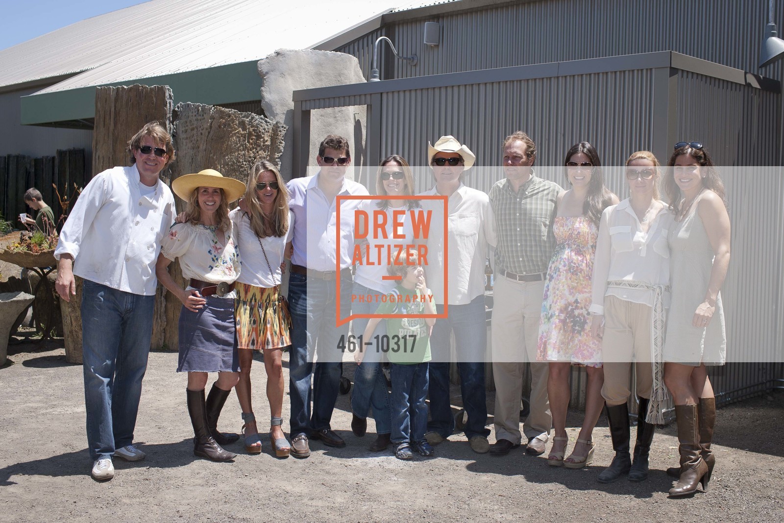 Alberto Lataliste, Teresa Raffo, Lex Downing, Ashton Wolfson, Leslie Theriot, Michael Downing, Consuelo Lataliste, Elizabeth Welborn, Opening of ALSINA STATION GRILL RESTAURANT, US, June 13th, 2011, Photo #461-10317 Alberto Lataliste, Teresa Raffo, Lex Downing, Ashton Wolfson, Leslie Theriot, Michael Downing, Consuelo Lataliste, Elizabeth Welborn, Photo #461-10317