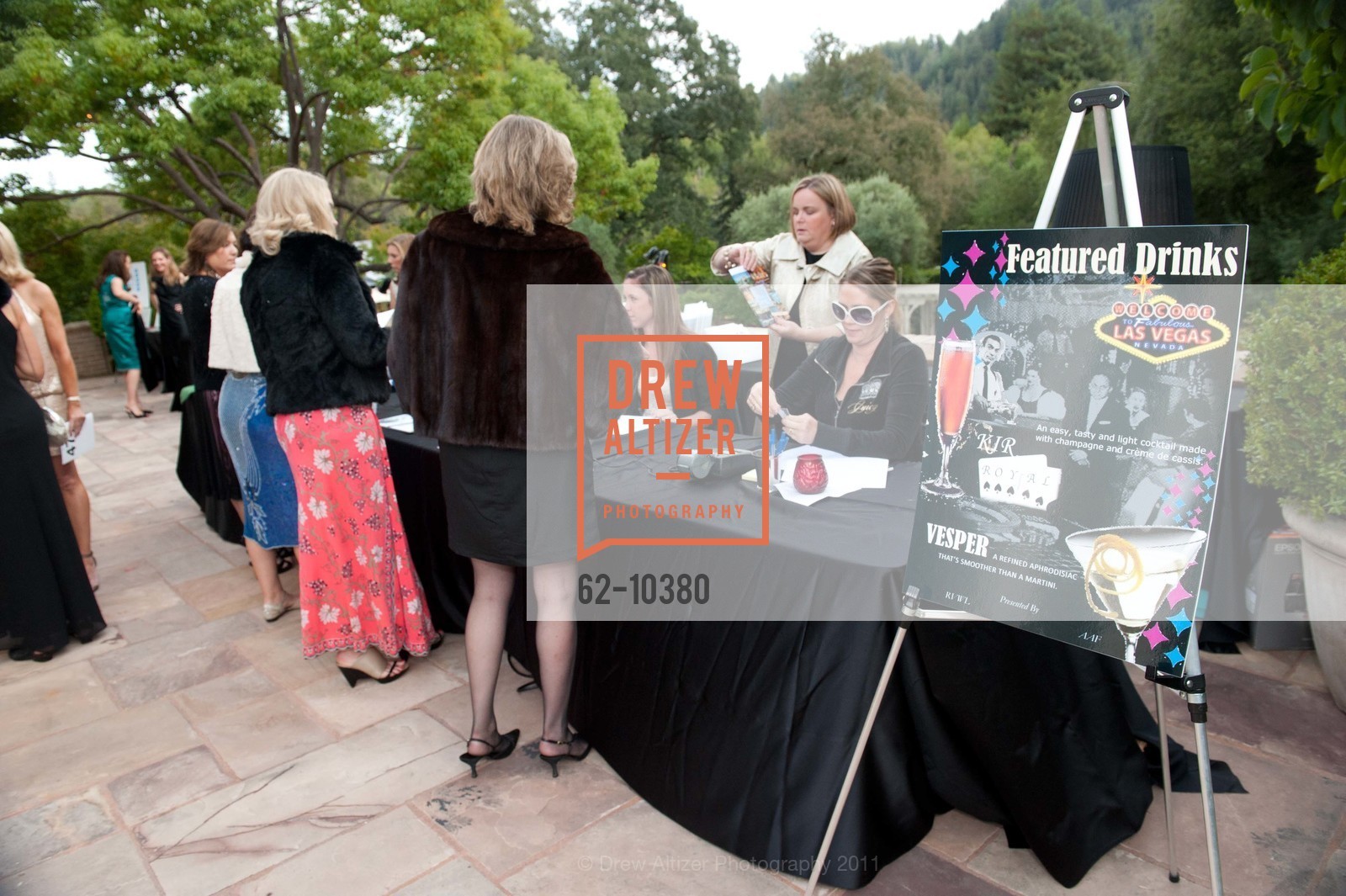 Atmosphere, ROSS VALLY WOMEN'S LEAGUE Vintage Vegas, October 3rd, 2011, Photo,Drew Altizer, Drew Altizer Photography, full-service agency, private events, San Francisco photographer, photographer california