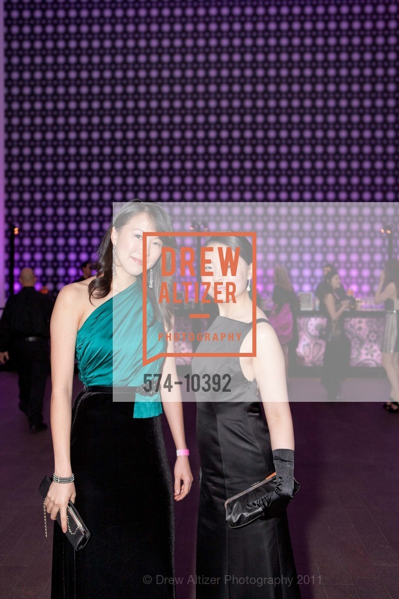 Top Picks, Balenciaga and Spain - an ArtPoint Gala, March 27th, 2011, Photo