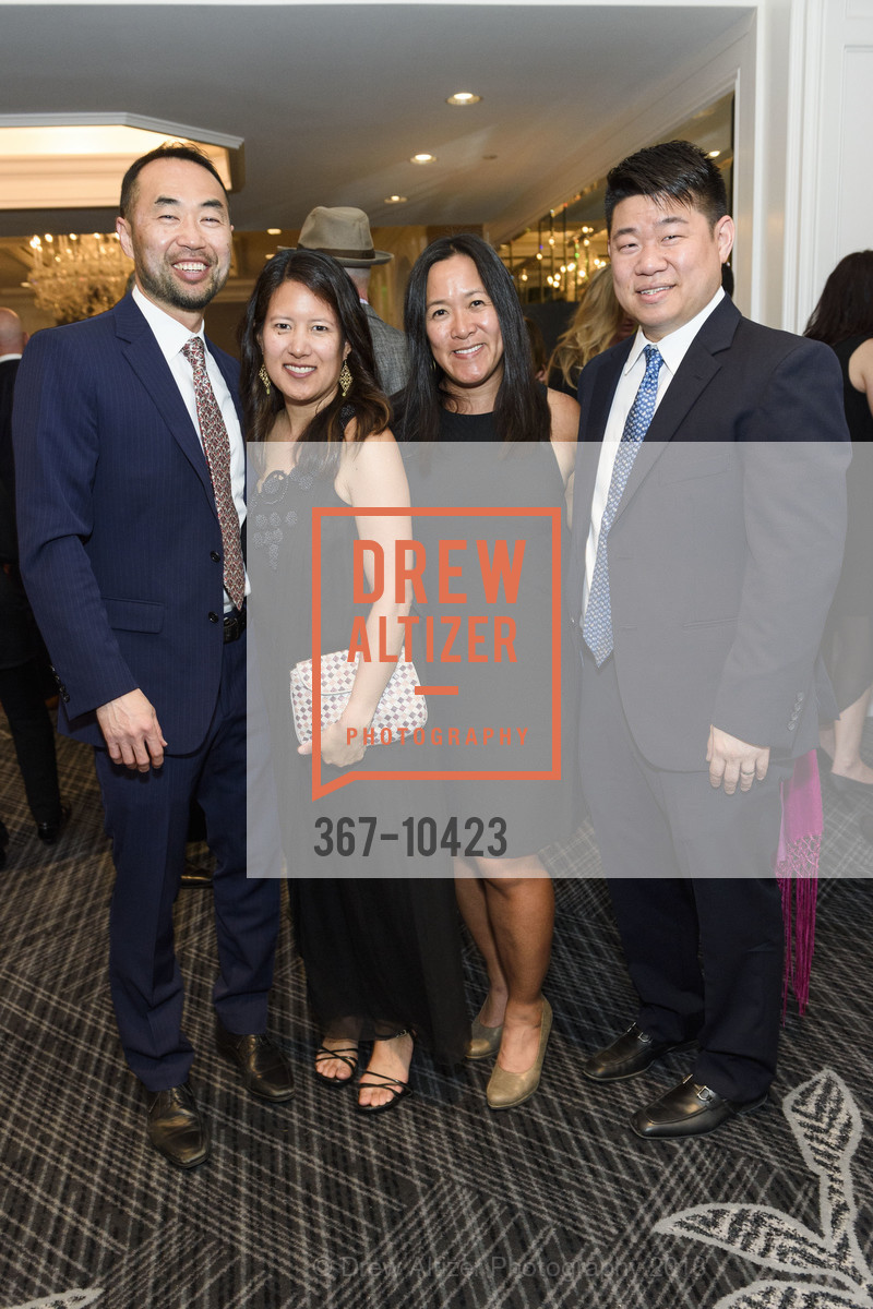 Dan Choi, Kathy Cabansag, Angela Liu, Jesse Liu, Crohn's and Colitis Foundation California Wine Classic 2018, Ritz Carlton Hotel. 600 Stockton Street, April 14th, 2018, Photo #367-10423 Dan Choi, Kathy Cabansag, Angela Liu, Jesse Liu, Photo #367-10423