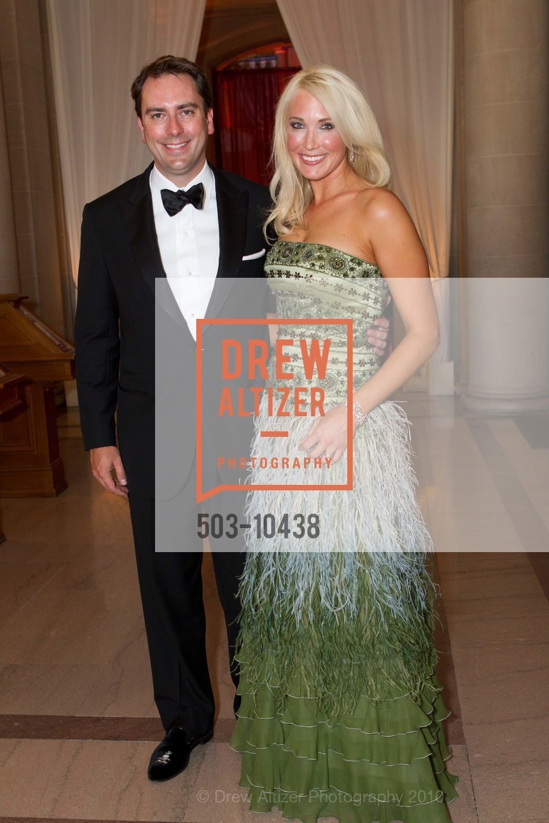 Adrian Sawyer, Victoria Yeager Sawyer, SF Opera 2010 Gala - Arrivals, War Memorial Opera House, September 10th, 2010, Photo #503-10438 Adrian Sawyer, Victoria Yeager Sawyer, Photo #503-10438
