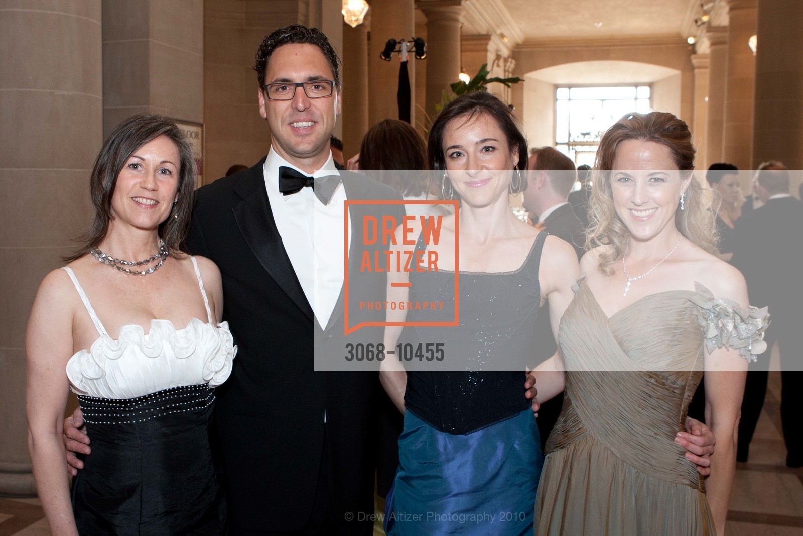 Lauren Shelby, Erik Newton, Chandra Rigg, Anastasia Herold, BRAVO Club Gala 2010, War Memorial Opera House. San Francisco, September 10th, 2010, Photo #3068-10455 Lauren Shelby, Erik Newton, Chandra Rigg, Anastasia Herold, Photo #3068-10455