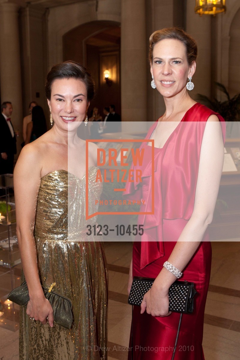 Diana Westnedge, Claire Rice, BRAVO Club Gala 2010, War Memorial Opera House. San Francisco, September 10th, 2010, Photo #3123-10455 Diana Westnedge, Claire Rice, Photo #3123-10455
