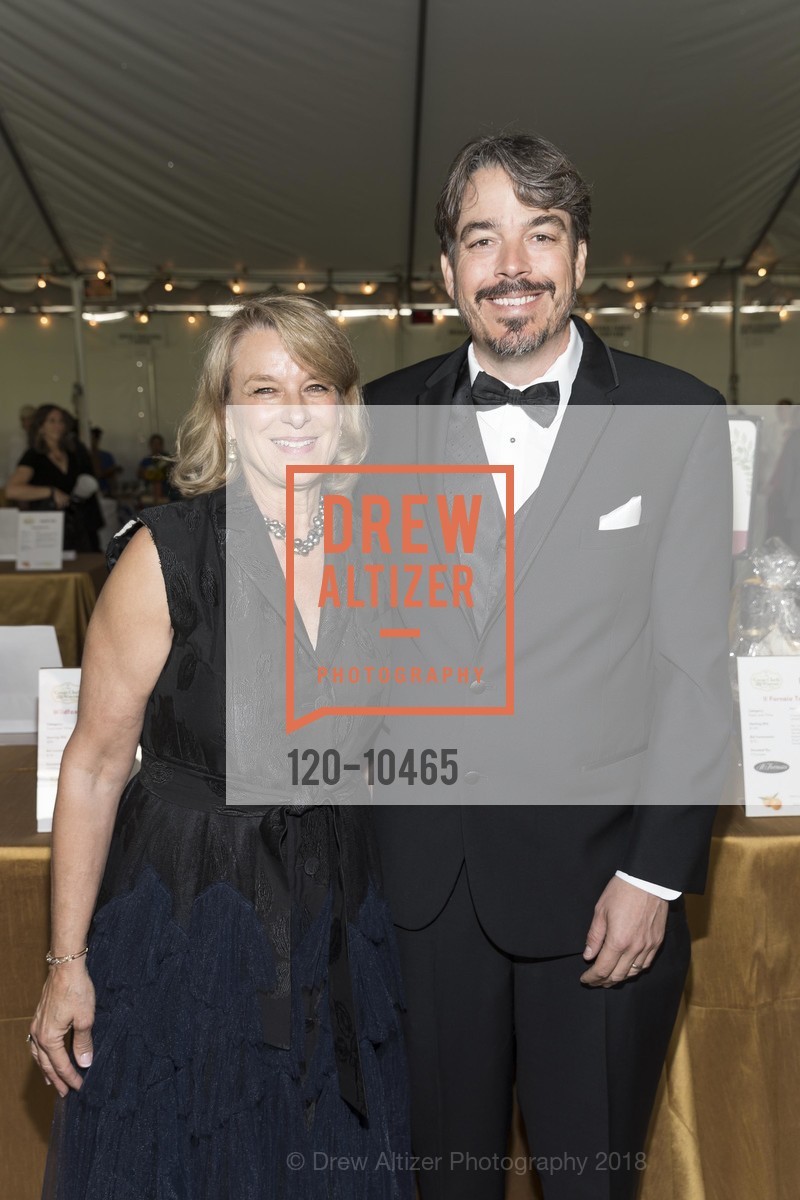 Nancy Moody, Matthew Tarver-Wahlquist, Great Chefs & Wineries 2018 benefiting LIFEHOUSE, Peacock Gap. 333 Biscayne Dr, April 21st, 2018, Photo #120-10465 Nancy Moody, Matthew Tarver-Wahlquist, Photo #120-10465