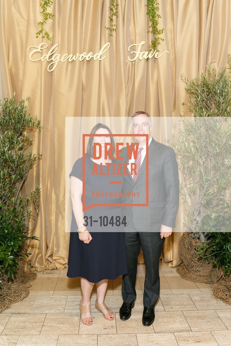 Susan Hendrickson, Doug Hendrickson, 52nd Annual Edgewood Fair Gala 2018, Bently Reserve. 301 Battery Street, April 26th, 2018, Photo #31-10484 Susan Hendrickson, Doug Hendrickson, Photo #31-10484