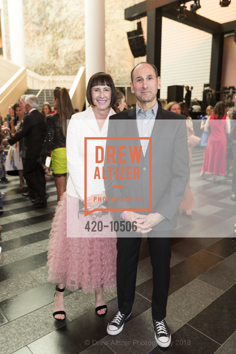 Carla Emil, Rich Silverstein, SFMOMA Modern Ball 2018, SFMOMA. 171 Natoma Street, San Francisco, CA, April 25th, 2018, Photo #420-10506 Carla Emil, Rich Silverstein, Photo #420-10506