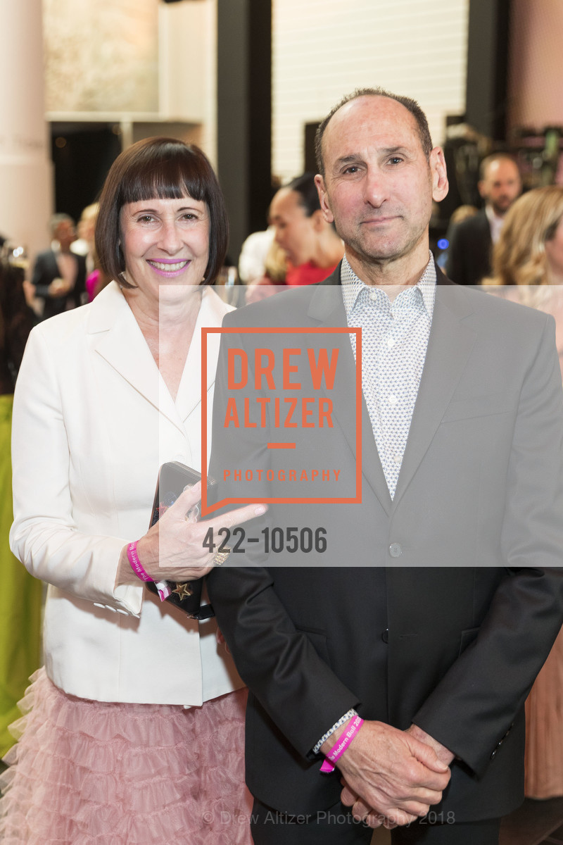 Carla Emil, Rich Silverstein, SFMOMA Modern Ball 2018, SFMOMA. 171 Natoma Street, San Francisco, CA, April 25th, 2018, Photo #422-10506 Carla Emil, Rich Silverstein, Photo #422-10506