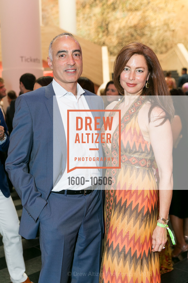 Paul Nahi, Sheila Nahi, SFMOMA Modern Ball 2018, SFMOMA. 171 Natoma Street, San Francisco, CA, April 25th, 2018, Photo #1600-10506 Paul Nahi, Sheila Nahi, Photo #1600-10506