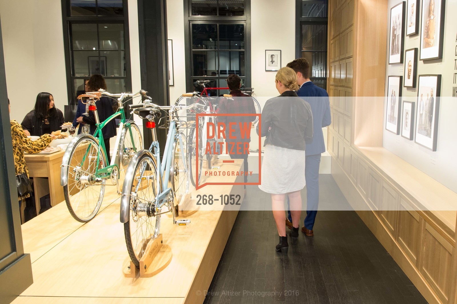 Andrew Goessling, Shelby Tramel, Shinola Stylist Series With Lauren Goodman, Shinola San Francisco. 722 Montgomery Street, San Francisco, CA 94111, March 24th, 2016, Photo #268-1052 Andrew Goessling, Shelby Tramel, Photo #268-1052