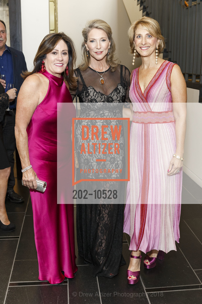 Donna Andrighetto, Suzanne Saunders, Stephanie Harman, Photo #202-10528