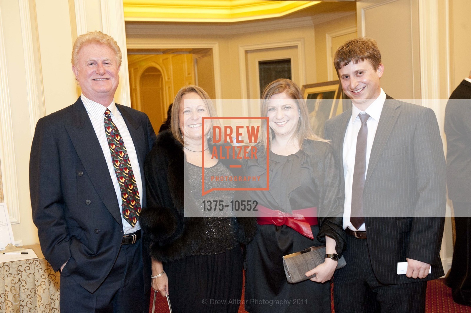 Alex Gerznowicz, Eve Bernstein, Debbie Bernstein, Jason Bernstein, Jewish Family and Children's Services 27th FAMMY AWARDS GALA Honors Community leaders, US, March 27th, 2011, Photo #1375-10552 Alex Gerznowicz, Eve Bernstein, Debbie Bernstein, Jason Bernstein, Photo #1375-10552