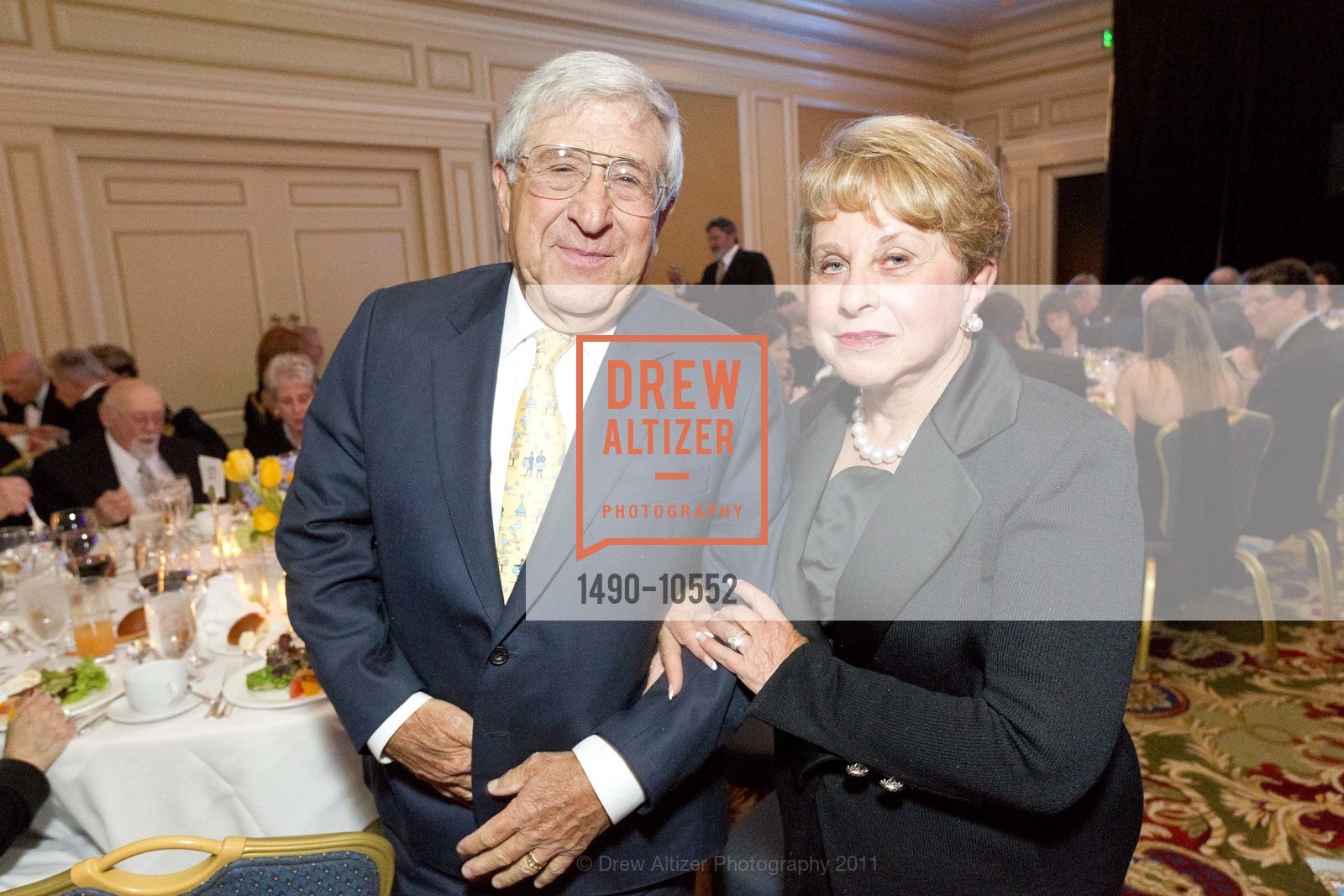 Conrad Donner, Sandra Donner, Jewish Family and Children's Services 27th FAMMY AWARDS GALA Honors Community leaders, US, March 27th, 2011, Photo #1490-10552 Conrad Donner, Sandra Donner, Photo #1490-10552