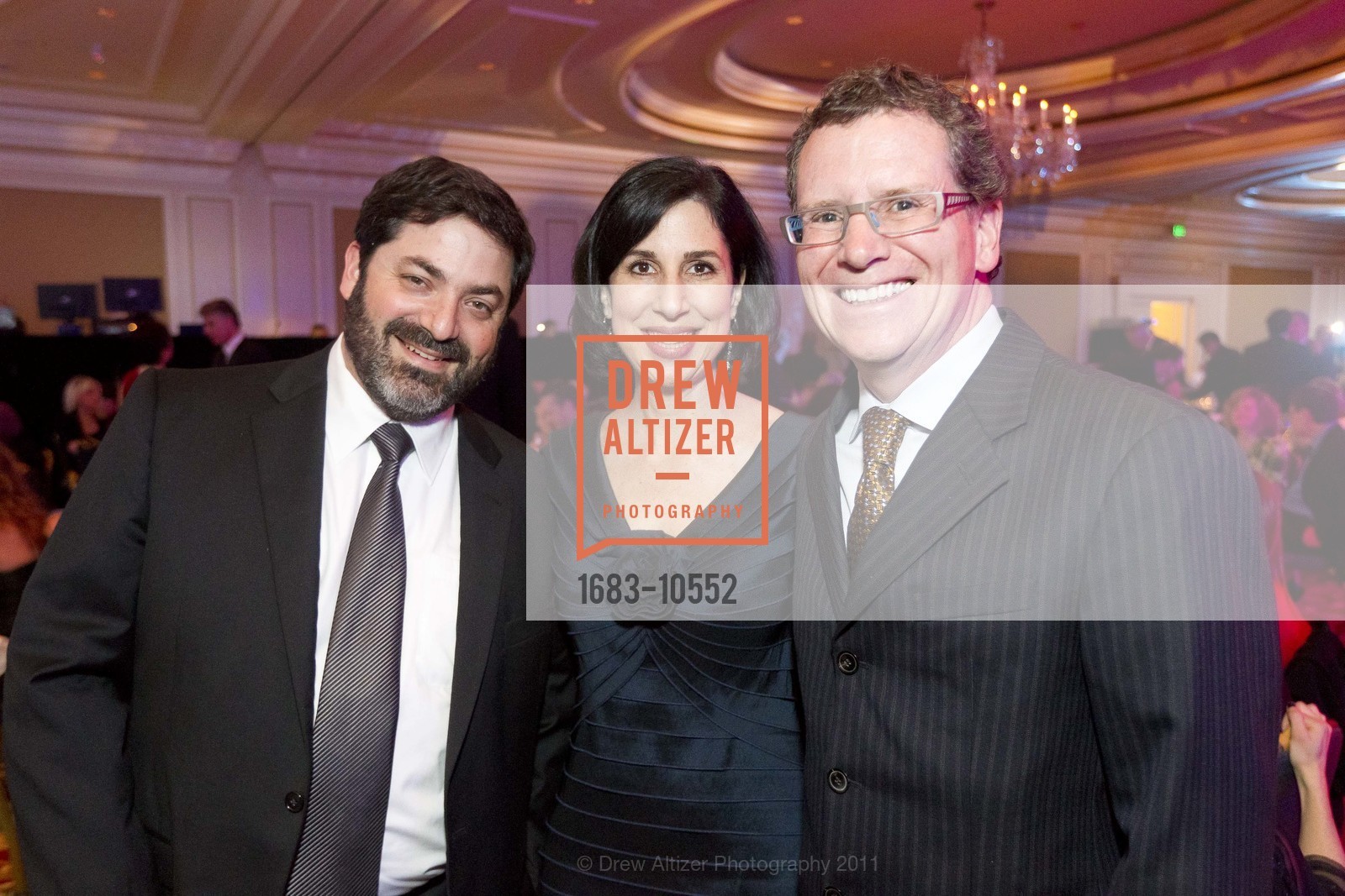 Nathaniel Bergson-Michelson, Diane Walters, Jewish Family and Children's Services 27th FAMMY AWARDS GALA Honors Community leaders, US, March 27th, 2011, Photo #1683-10552 Nathaniel Bergson-Michelson, Diane Walters, Photo #1683-10552