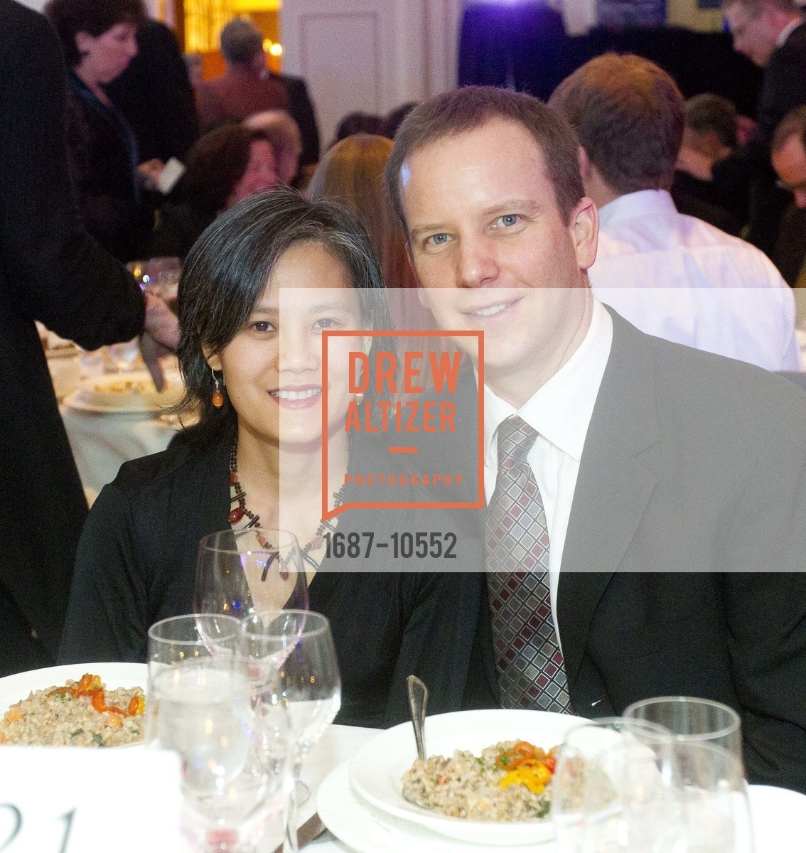 Xuan Vung Nguyen, Todd Braman, Jewish Family and Children's Services 27th FAMMY AWARDS GALA Honors Community leaders, US, March 27th, 2011, Photo #1687-10552 Xuan Vung Nguyen, Todd Braman, Photo #1687-10552