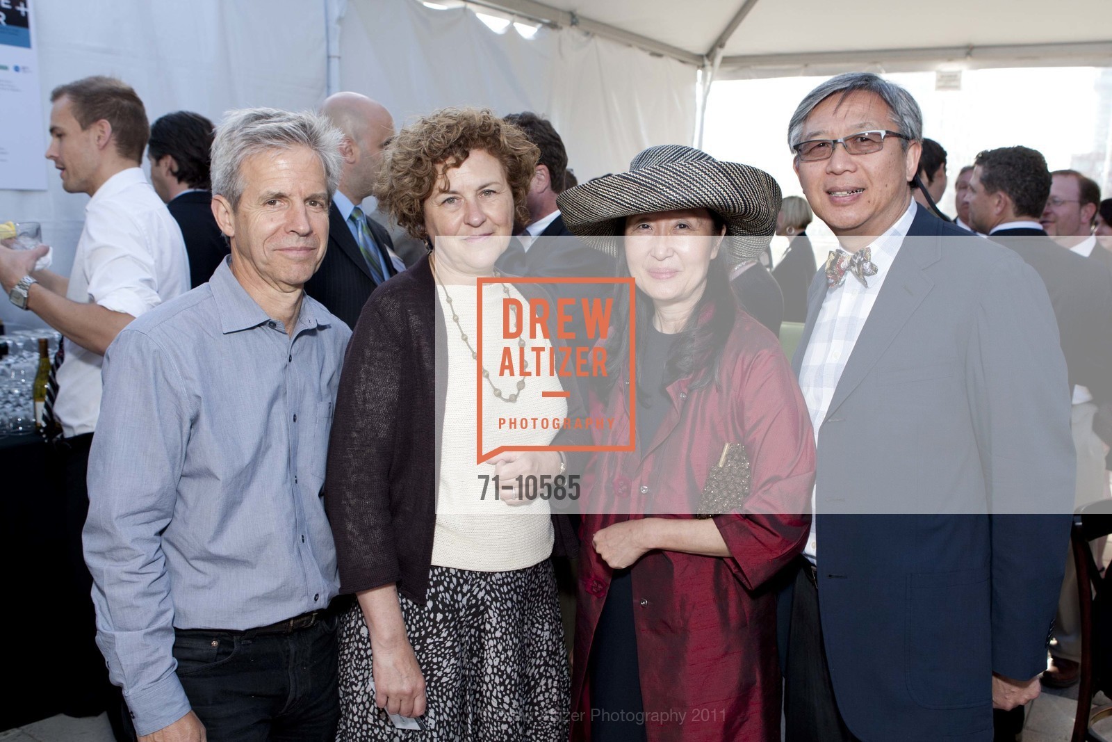 Greg Smith, Julie Christensen, Fei Tsen, Wayne Lew, SAN FRANCISCO PLANNING + URBAN RESEARCH ASSOCIATION (SPUR)'s Dine + Discover Benefit, US, June 17th, 2011, Photo #71-10585 Greg Smith, Julie Christensen, Fei Tsen, Wayne Lew, Photo #71-10585