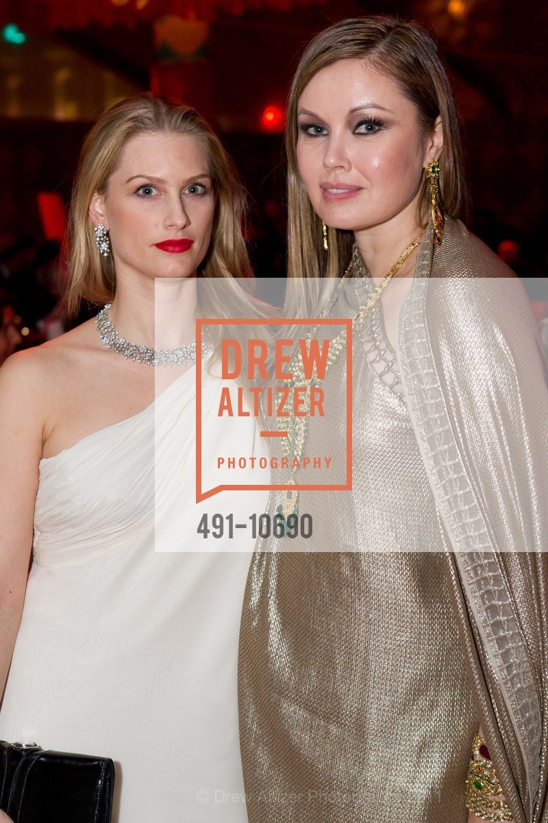 Princess Khaliya Aga Khan, Tatiana Sorokko, ASIAN ART MUSEUM Maharaja Gala, US, October 19th, 2011, Photo #491-10690 Princess Khaliya Aga Khan, Tatiana Sorokko, Photo #491-10690