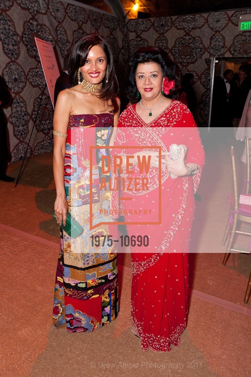 Komal Shah, Princess Asha Raje Gaekwad, ASIAN ART MUSEUM Maharaja Gala, US, October 19th, 2011, Photo #1975-10690 Komal Shah, Princess Asha Raje Gaekwad, Photo #1975-10690