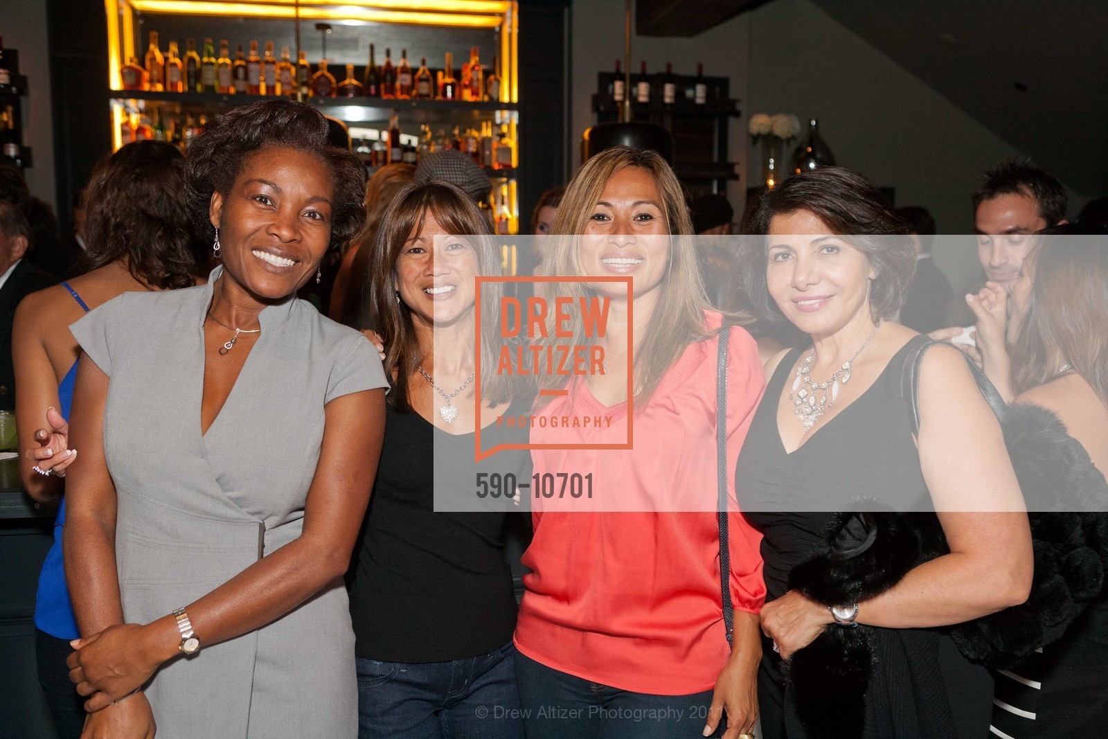 Sika Amados, Alison Quan, Gita Fielding, Park Tavern + Gilt City Preview Party, US, September 1st, 2011, Photo #590-10701 Sika Amados, Alison Quan, Gita Fielding, Photo #590-10701