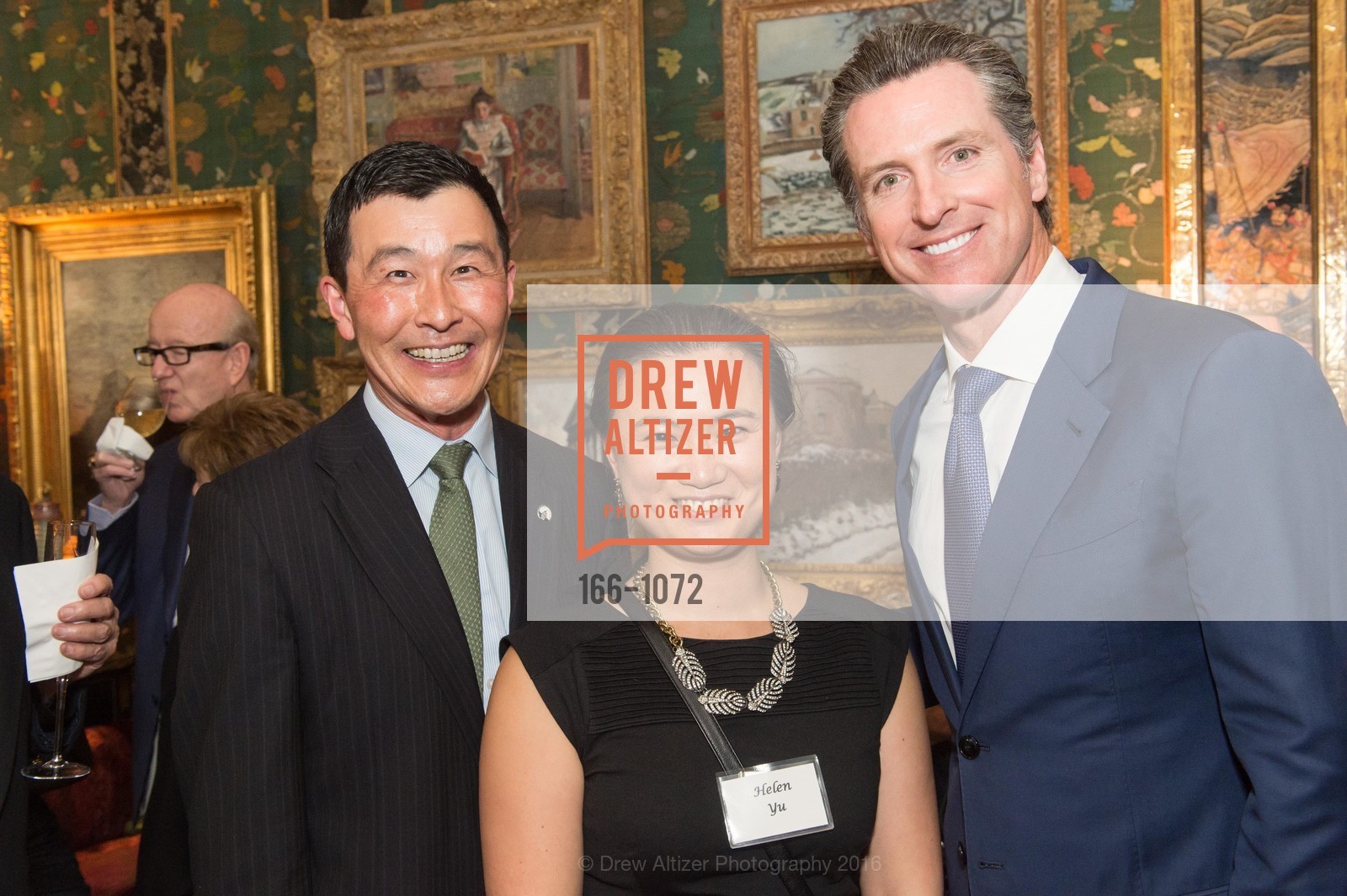 John Maa, Helen Yu, Gavin Newsom, Photo #166-1072