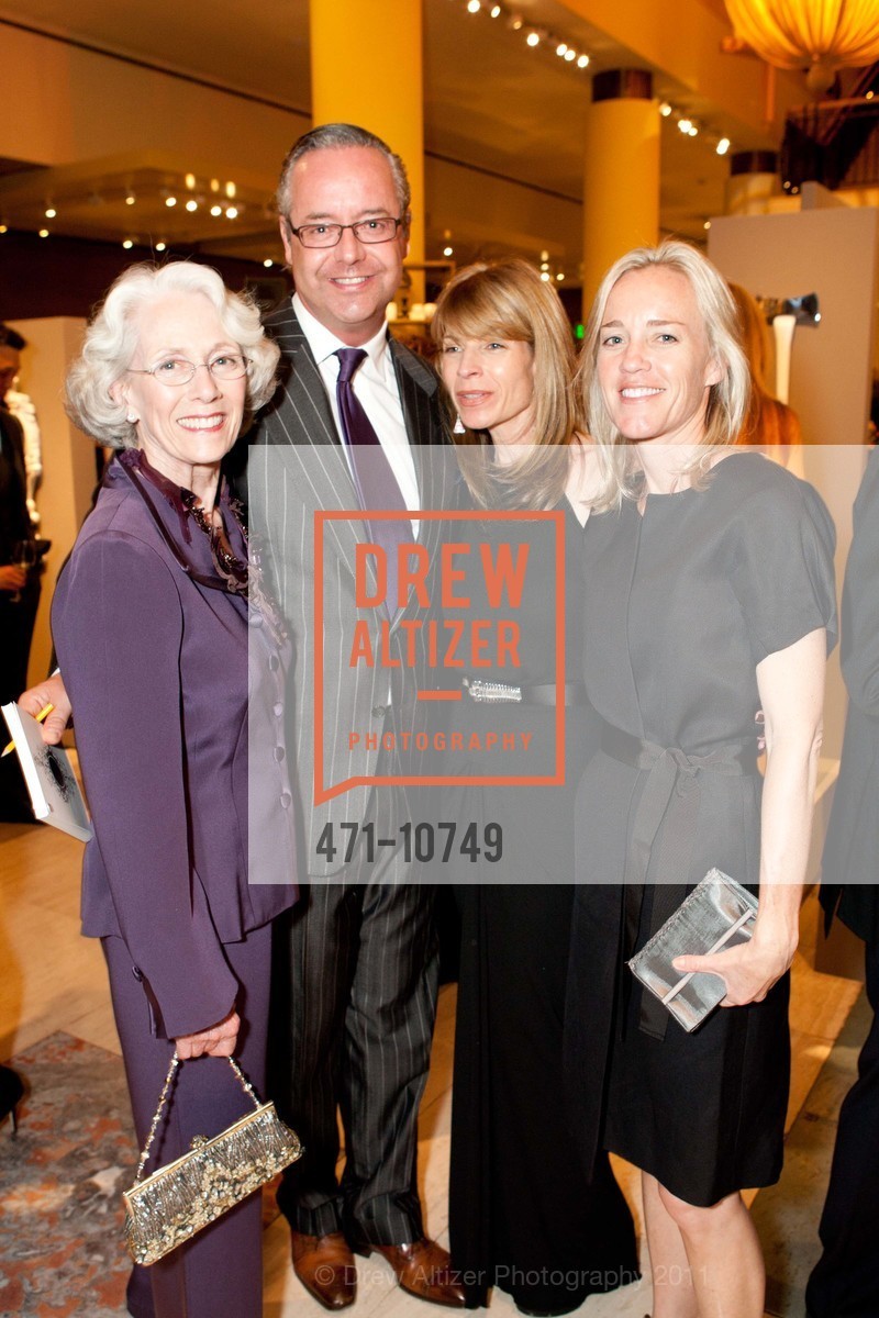 Sharon Simpson, Douglas Durkin, Heidi Castelein, MIRROR MIRROR: Gump's 150th Anniversary Gala to Benefit California College of the Arts, US, April 1st, 2011, Photo #471-10749 Sharon Simpson, Douglas Durkin, Heidi Castelein, Photo #471-10749