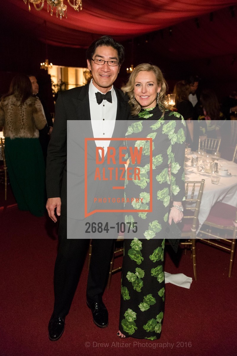 David Chung, Kate Chung, The Mid-Winter Gala 2016 Sponsored by Dolce & Gabbana, Legion of Honor. 100 34th Ave, March 31st, 2016, Photo #2684-1075 David Chung, Kate Chung, Photo #2684-1075