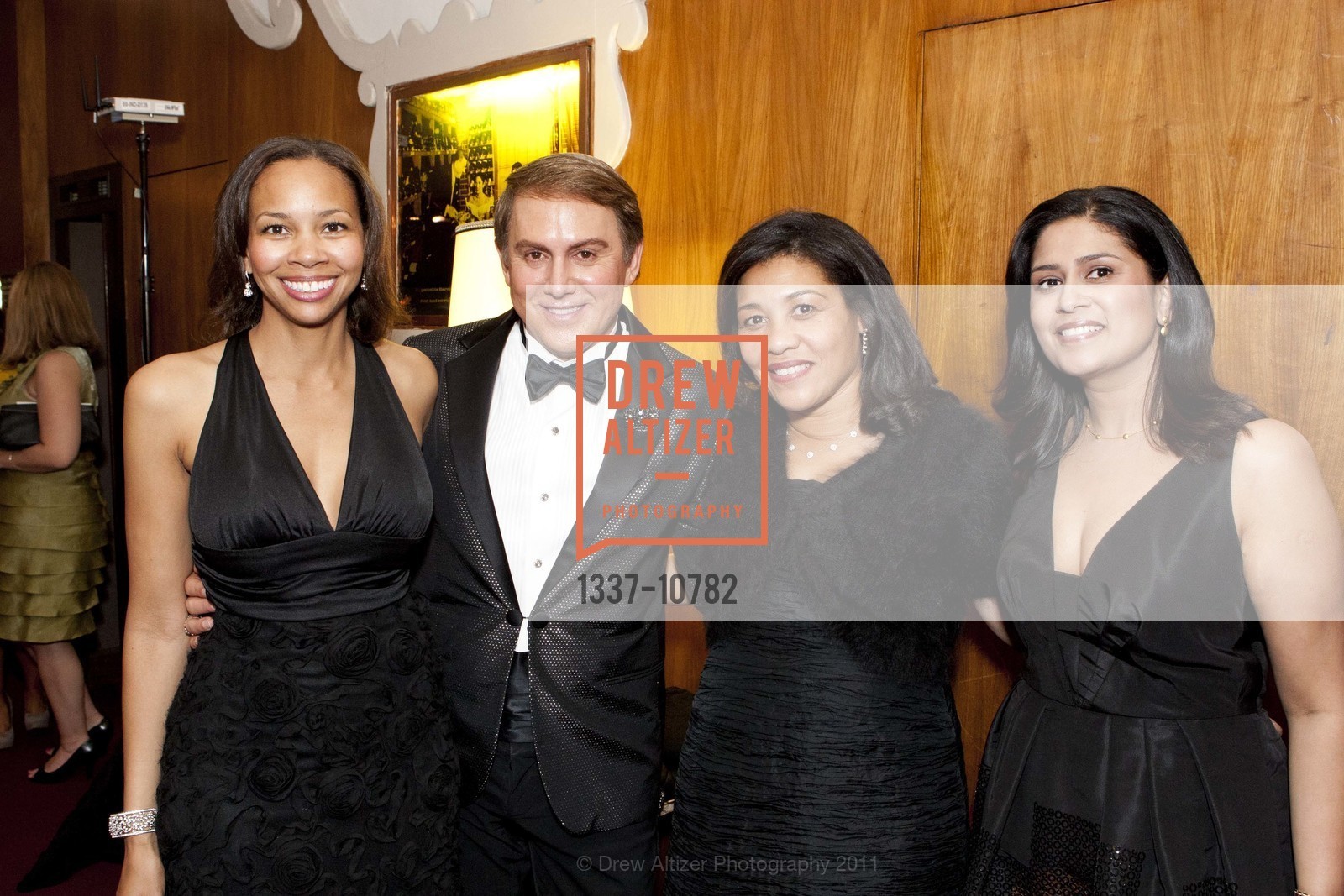 Julie Floyd, Joel Goodrich, Marjorie McMorris, Preetha Thangraha, RAPHAEL HOUSE: One Home, Many Hearts Gala, US, April 2nd, 2011, Photo #1337-10782 Julie Floyd, Joel Goodrich, Marjorie McMorris, Preetha Thangraha, Photo #1337-10782