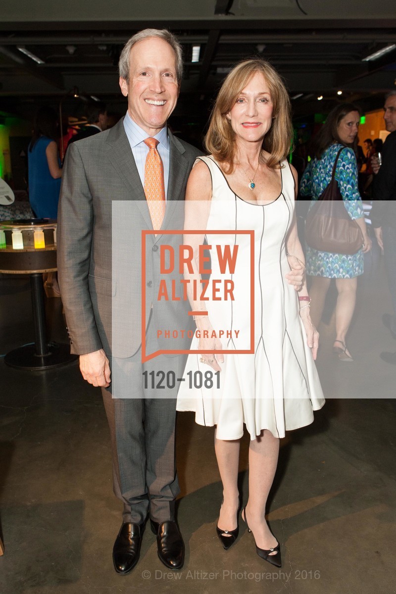 Stephen Controulis, Jill Manton, Photo #1120-1081