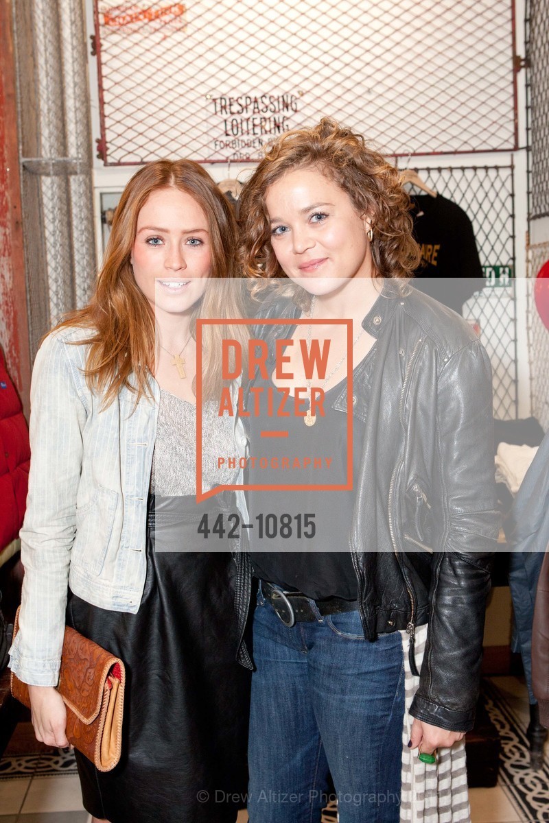 Lindsay van Cantfort, Julianne Moeller, Photo #442-10815
