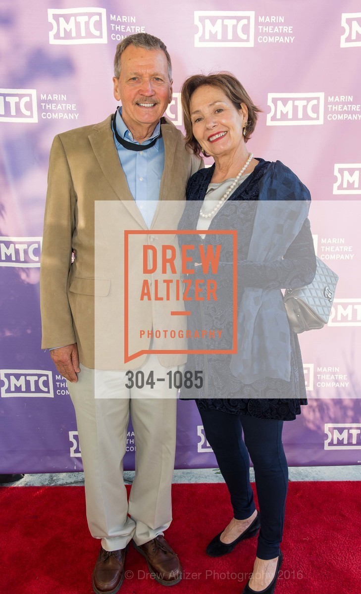 Bill McGinnis, Janet Brown, Marin Theatre Company Cast Party! 2016, Mill Valley Community Center. 180 Camino Alto, Mill Valley, April 2nd, 2016, Photo #304-1085 Bill McGinnis, Janet Brown, Photo #304-1085