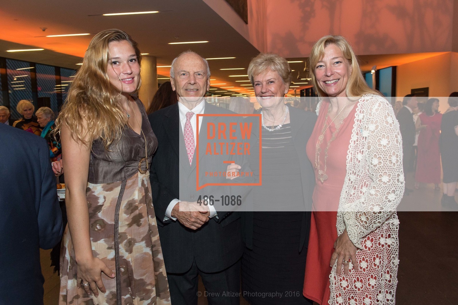 Laurel Doyle, Gene McCabe, Joy McCabe, Leslie Doyle, Bouquets to Art Opening Night Gala, de Young Museum. 50 Hagiwara Tea Garden Dr, April 4th, 2016, Photo #486-1086 Laurel Doyle, Gene McCabe, Joy McCabe, Leslie Doyle, Photo #486-1086