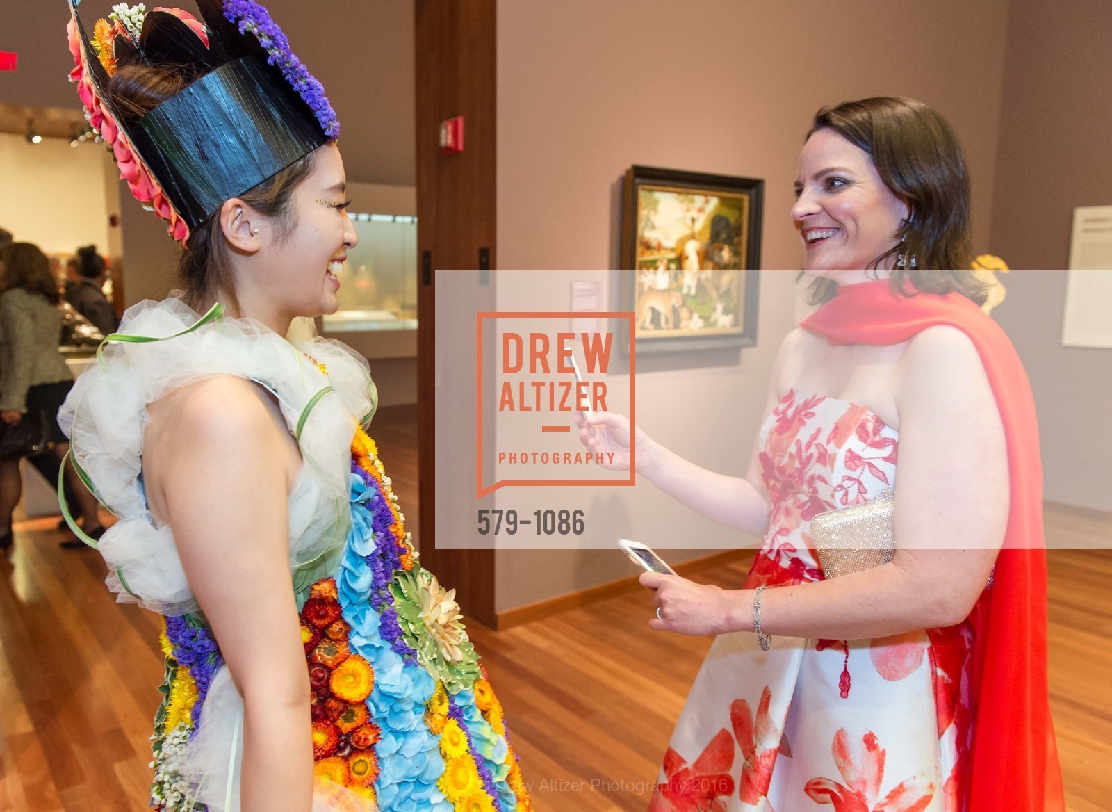 Youbin Kim, Mary Kayser, Bouquets to Art Opening Night Gala, de Young Museum. 50 Hagiwara Tea Garden Dr, April 4th, 2016, Photo #579-1086 Youbin Kim, Mary Kayser, Photo #579-1086