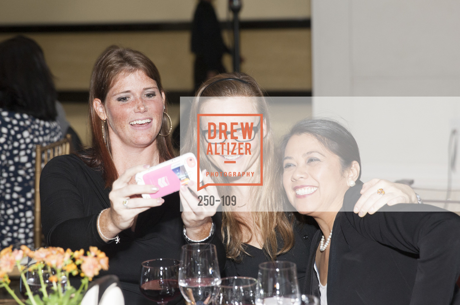 Alana Constable, Betsy Gutierrez Agua, PANGAEA GLOBAL HEALTH Leadership Dinner at Rotunda in Oakland, The Rotunda. Oakland, May 11th, 2015,Drew Altizer, Drew Altizer Photography, full-service agency, private events, San Francisco photographer, photographer california