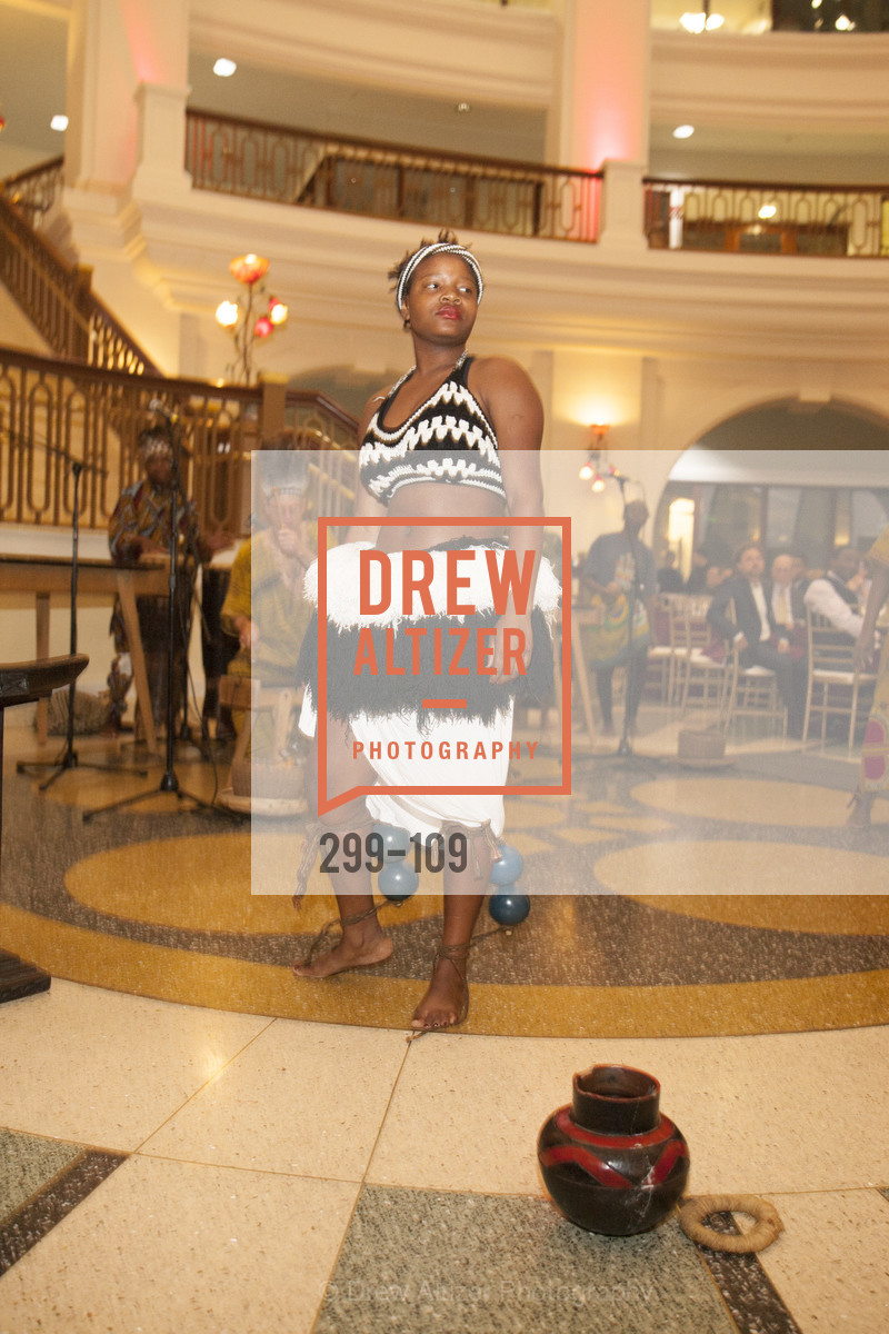 Performance, PANGAEA GLOBAL HEALTH Leadership Dinner at Rotunda in Oakland, The Rotunda. Oakland, May 11th, 2015,Drew Altizer, Drew Altizer Photography, full-service agency, private events, San Francisco photographer, photographer california