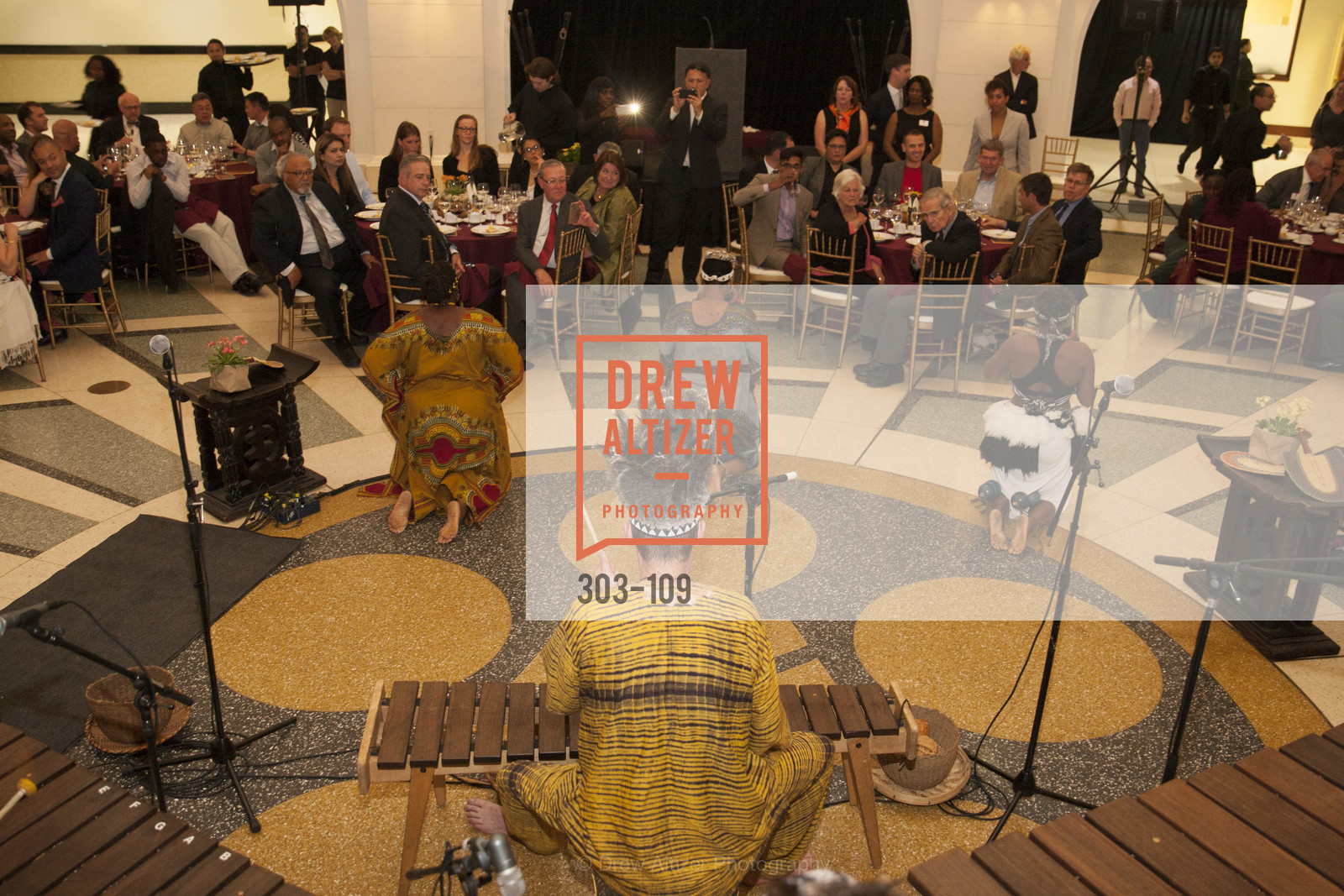 Performance, PANGAEA GLOBAL HEALTH Leadership Dinner at Rotunda in Oakland, The Rotunda. Oakland, May 11th, 2015,Drew Altizer, Drew Altizer Photography, full-service agency, private events, San Francisco photographer, photographer california
