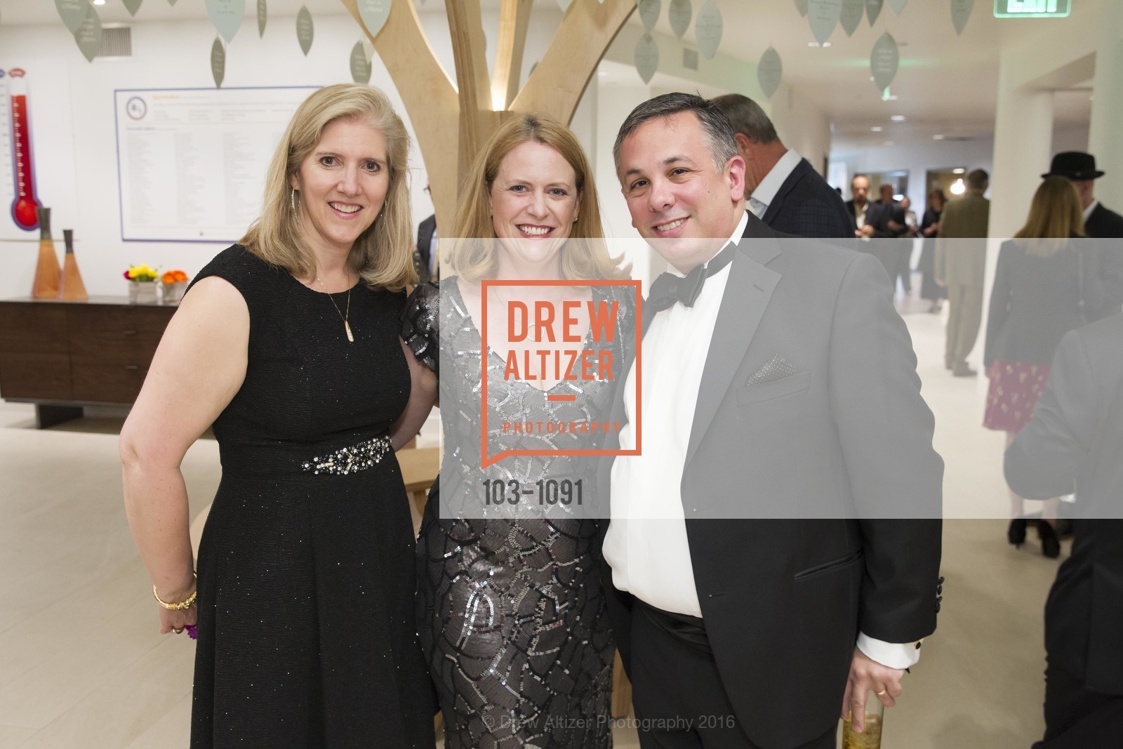 Allison Tilley, Karen Boyd, Brad Finkelstein, Ronald McDonald House at Stanford's House Party "Raise the Roof", New House. 510 Sand Hill Road, April 9th, 2016, Photo #103-1091 Allison Tilley, Karen Boyd, Brad Finkelstein, Photo #103-1091