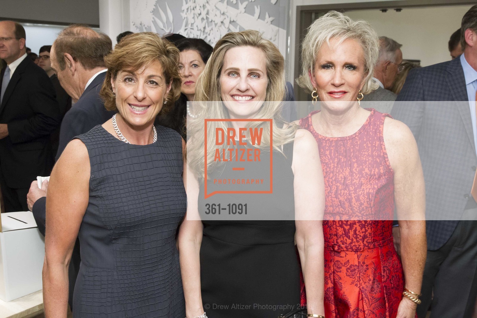 Naomi Silk, Gail Karp, Melissa Badger, Ronald McDonald House at Stanford's House Party "Raise the Roof", New House. 510 Sand Hill Road, April 9th, 2016, Photo #361-1091 Naomi Silk, Gail Karp, Melissa Badger, Photo #361-1091